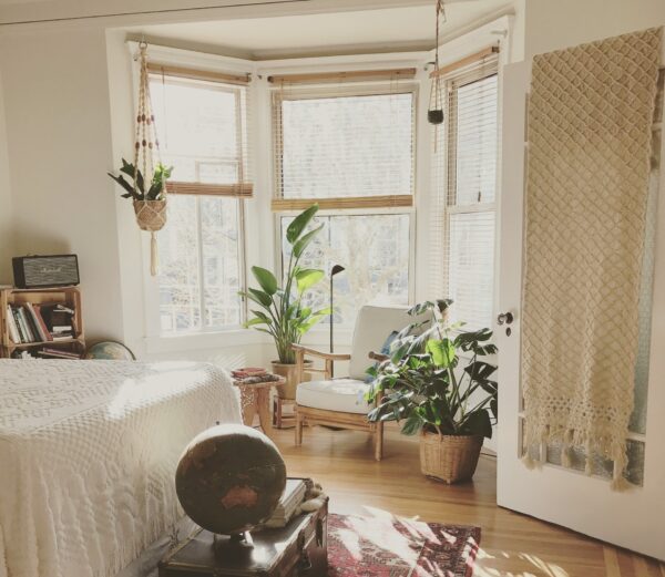 5 Benefits of Adding Motorized Shades to Your Home Renovation